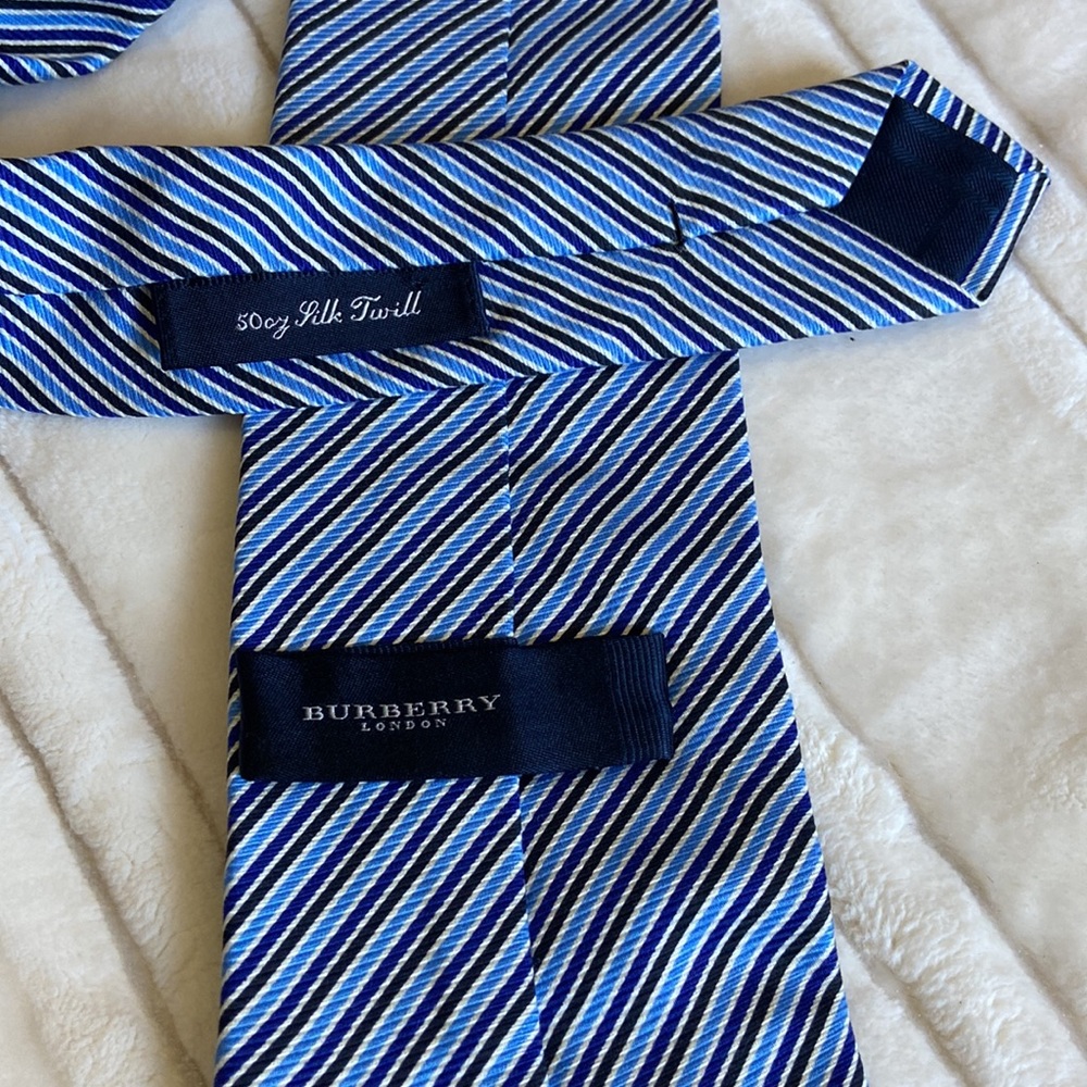 Burberry London tie - Picture 4 of 4